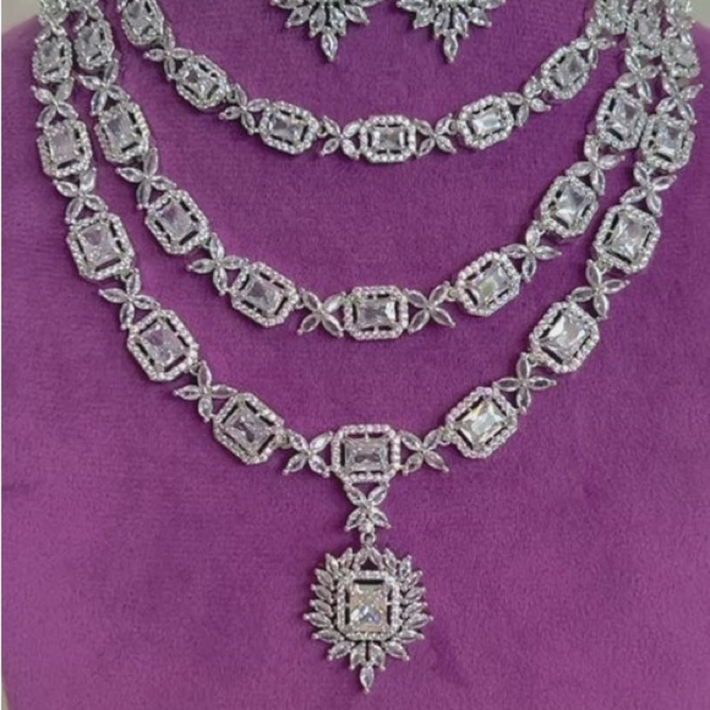 Elegant Silver Jewelry Set